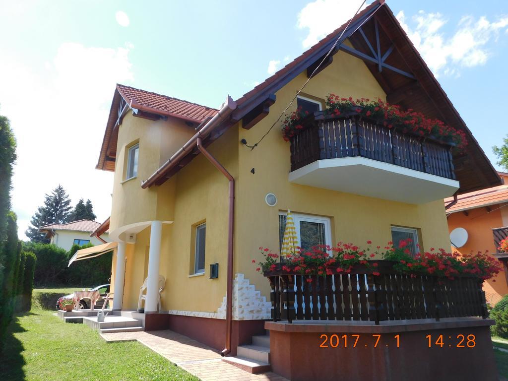 Akácfa Hortenzia Apartman Zalakaros Esterno foto